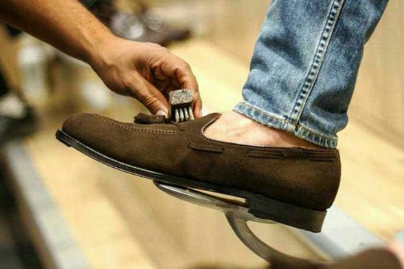 تولید کننده واکس مخصوص کفش جیر